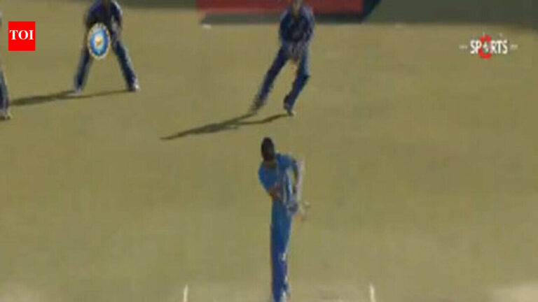 1st ODI: Indian innings – Super fours